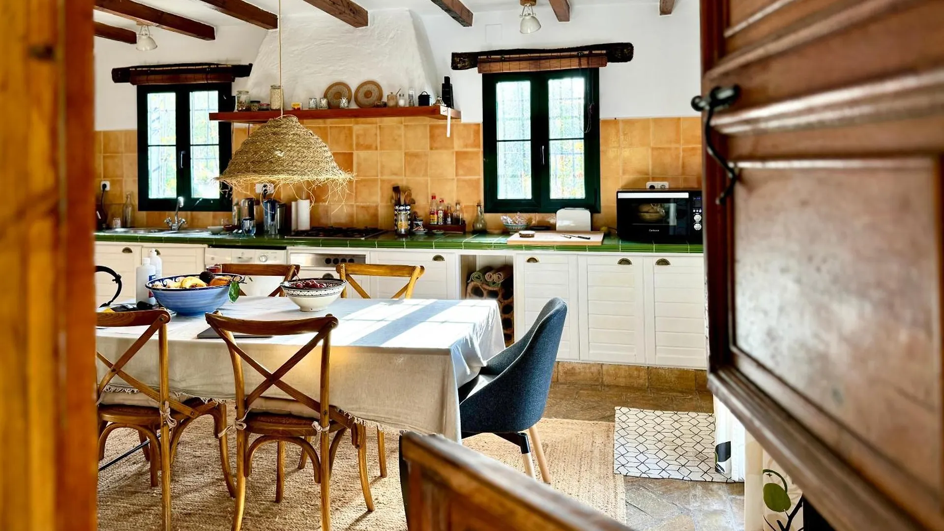 Ríogordo Romantische Finca Nahe Malaga, Kreativ Einzigartig בית נופש